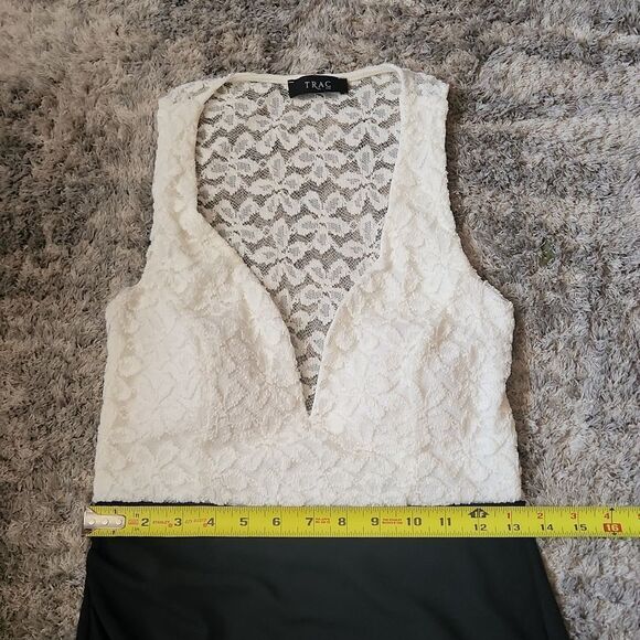 Cream and Black Lace Mini Cocktail Dress - Picture 3 of 7